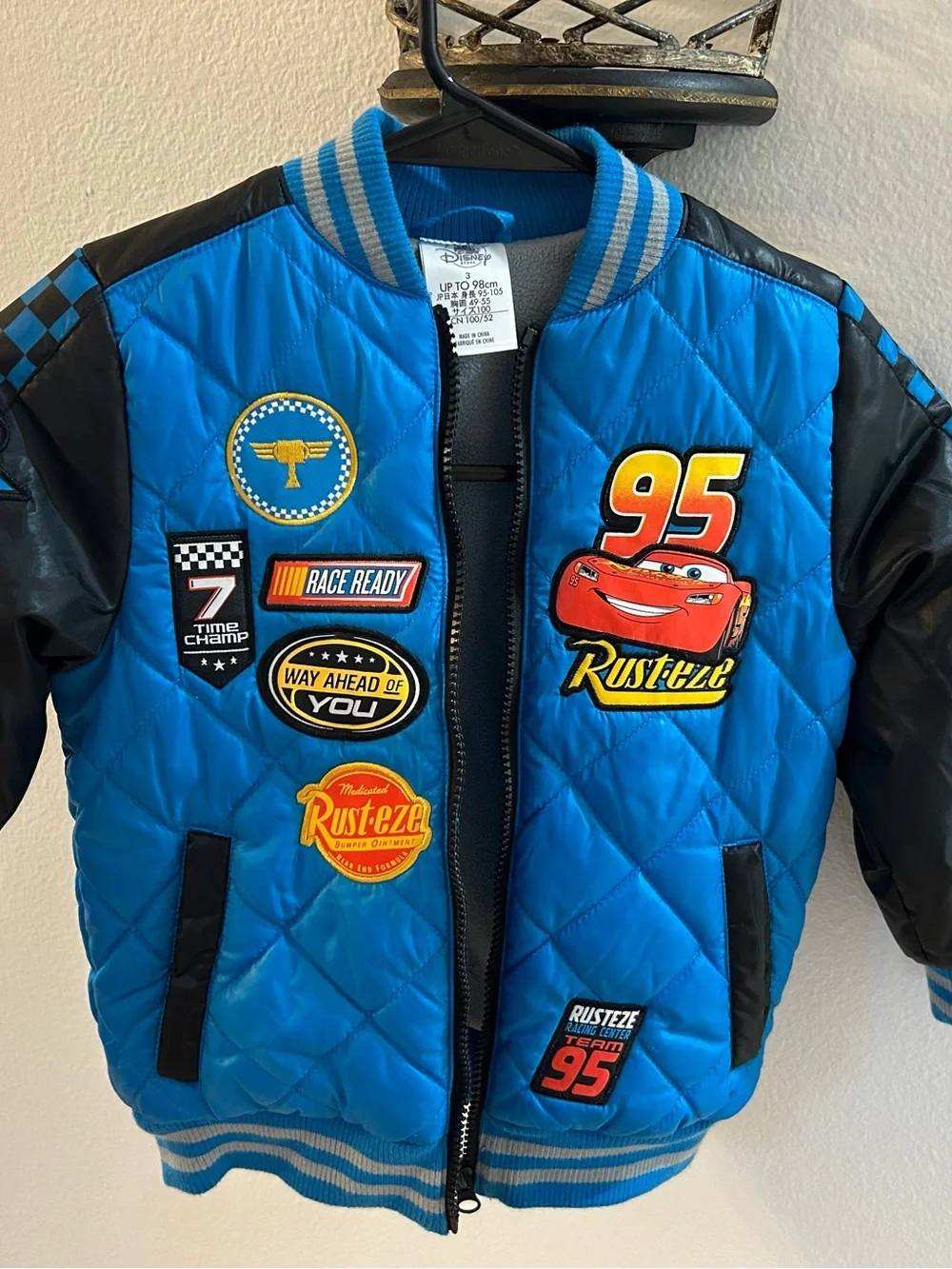Disney Blue Lightning McQueen Rust-eze Patch Jacket. Size 3 Toddler